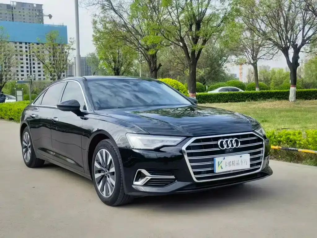 Audi A6L — фото 8