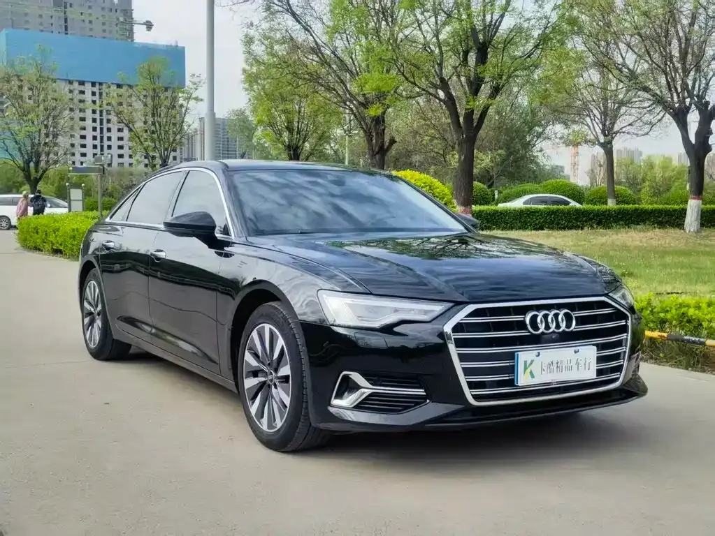 Audi A6L — фото 9