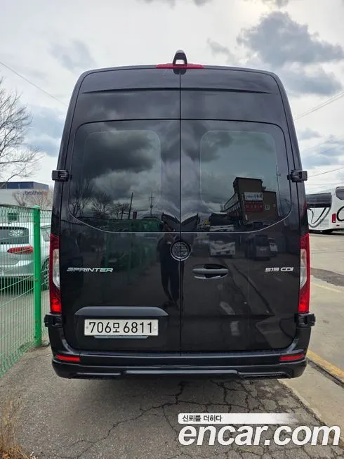 Mercedes-Benz Sprinter 2023 из KR, фото 4