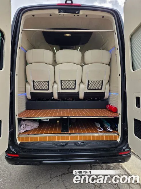 Mercedes-Benz Sprinter 2023 из KR, фото 5