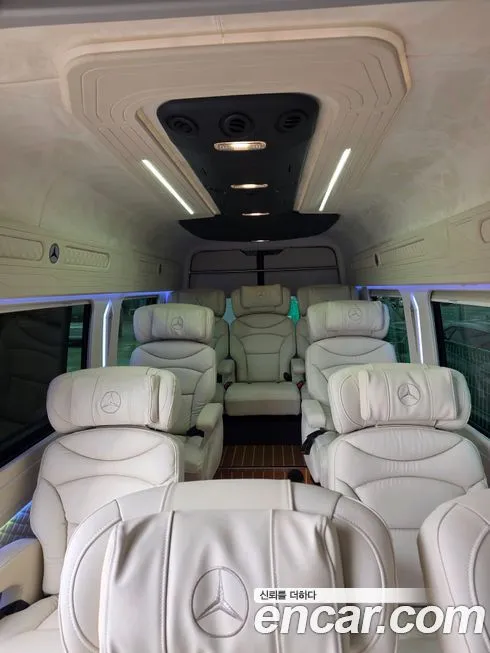 Mercedes-Benz Sprinter 2023 из KR, фото 3