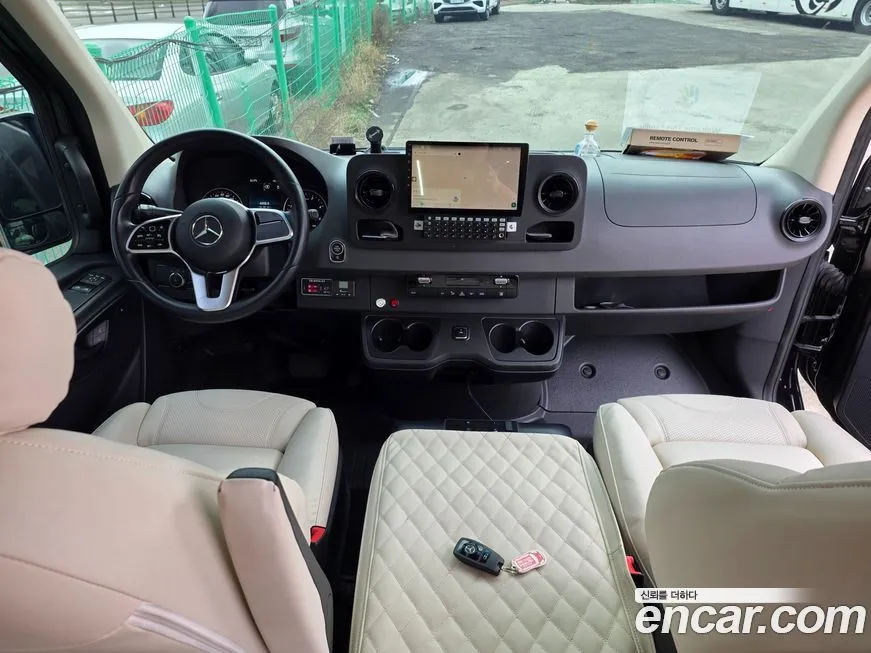 Mercedes-Benz Sprinter 2023 из KR, фото 10