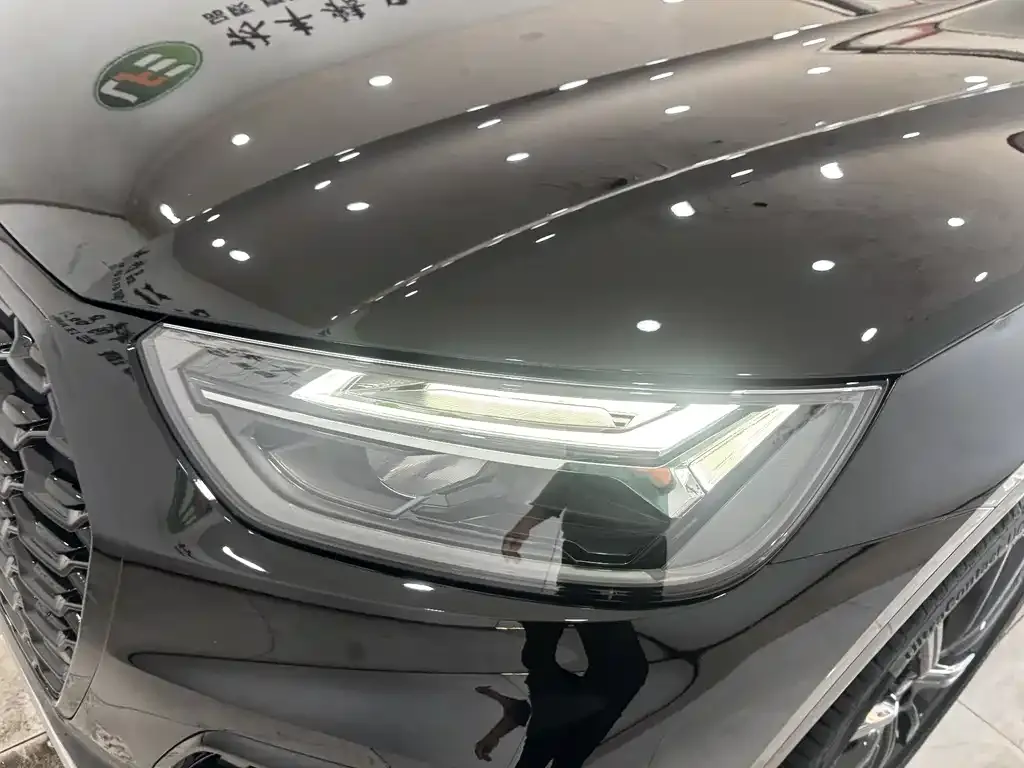 Audi Q5L Sportback — фото 6