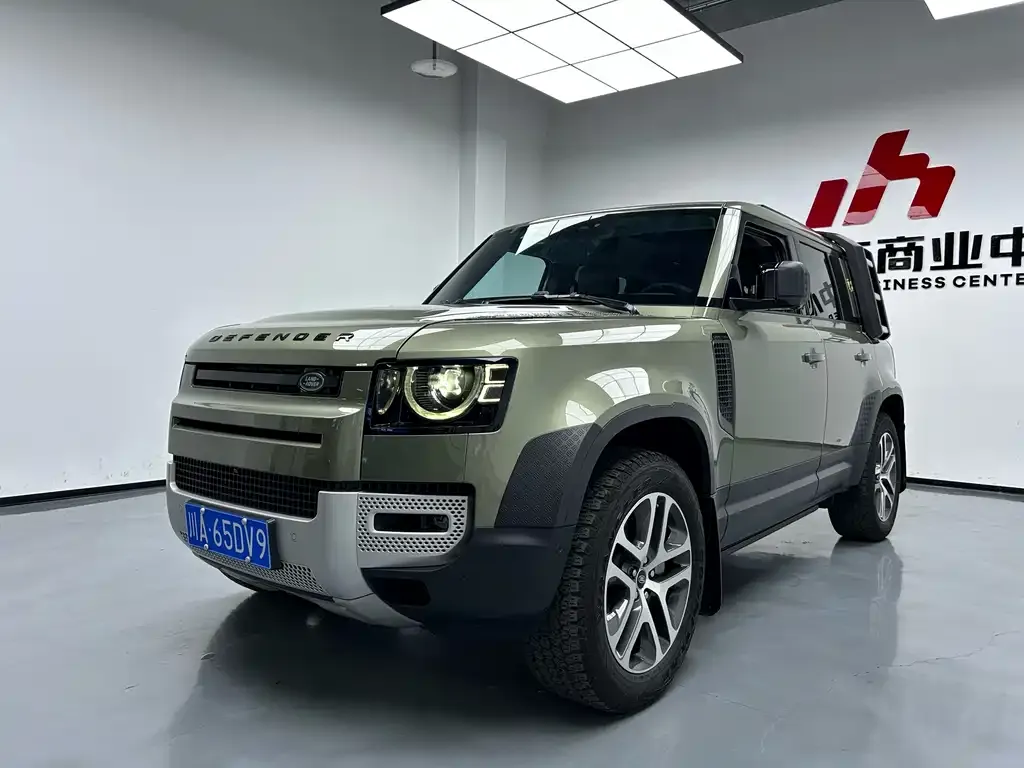 Land Rover Defender — фото 1