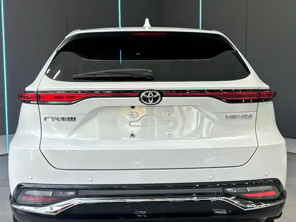Toyota Venza — фото 3