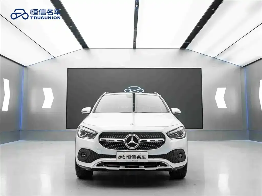 Mercedes-Benz GLA — фото 5
