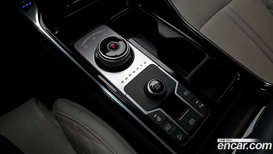 Kia Sorento — фото 5