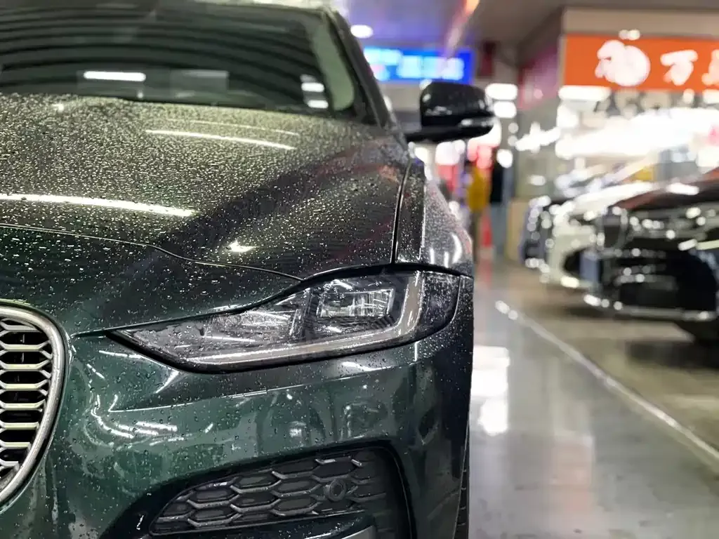 Jaguar XEL — фото 10