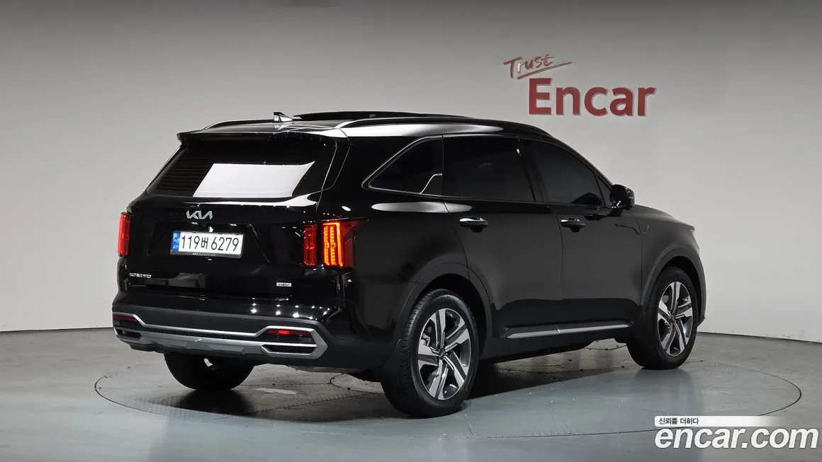 Kia Sorento — фото 3