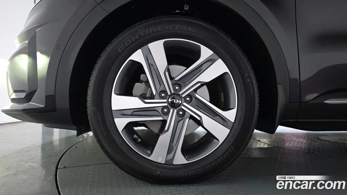 Kia Sorento — фото 5