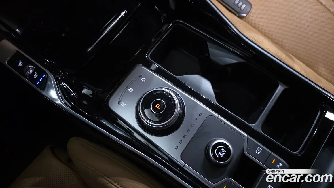 Kia Sorento — фото 4