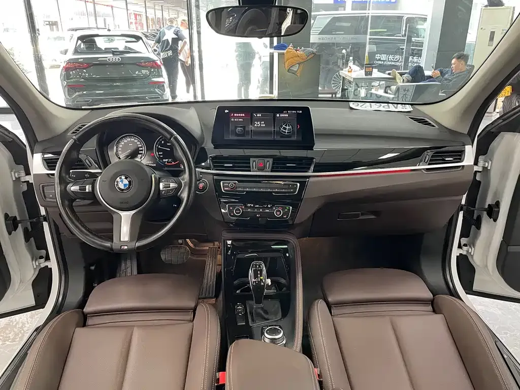 BMW X1 2023 из CN, фото 2
