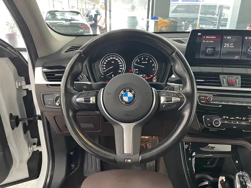 BMW X1 2023 из CN, фото 9