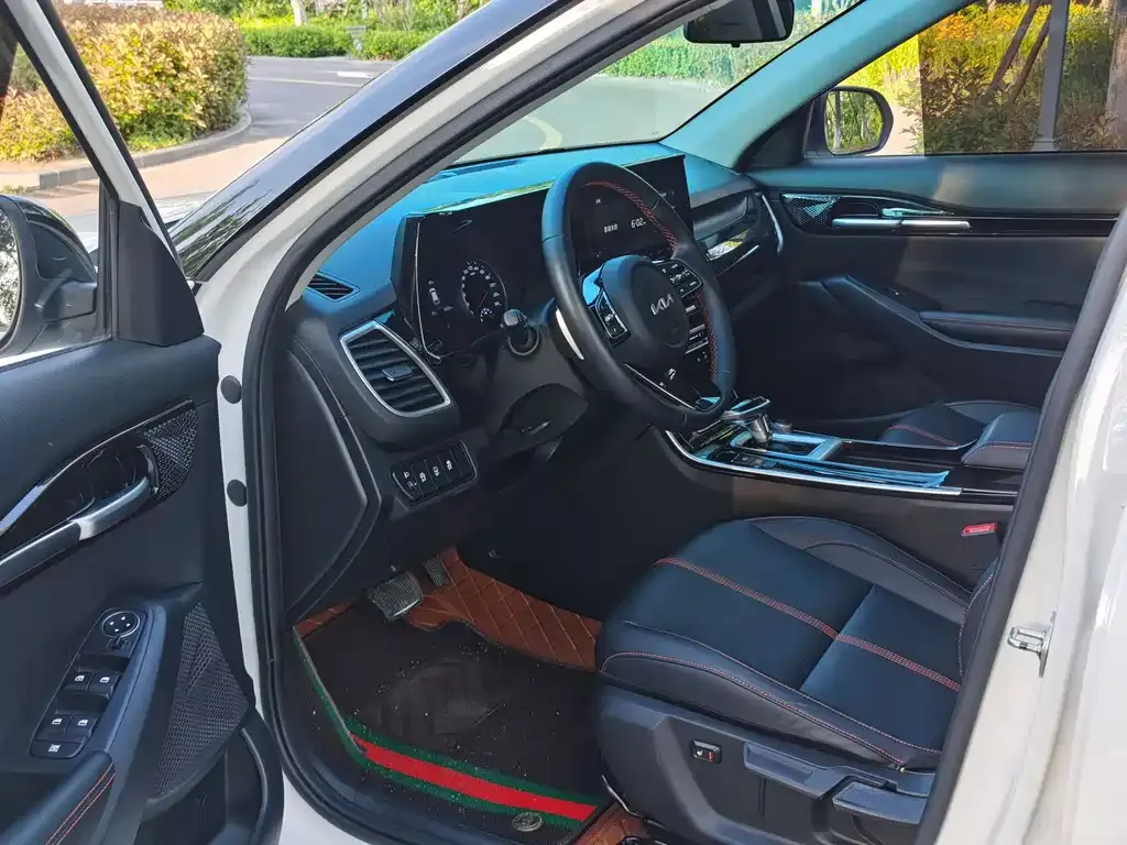 Kia KX3 — фото 4