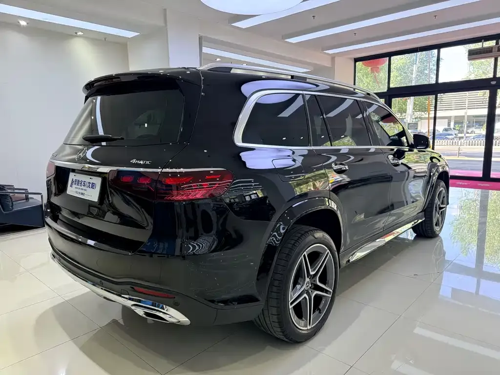 Mercedes-Benz GLS — фото 6