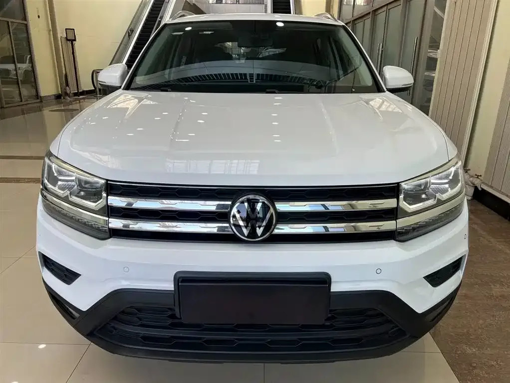 Volkswagen Tharu — фото 6
