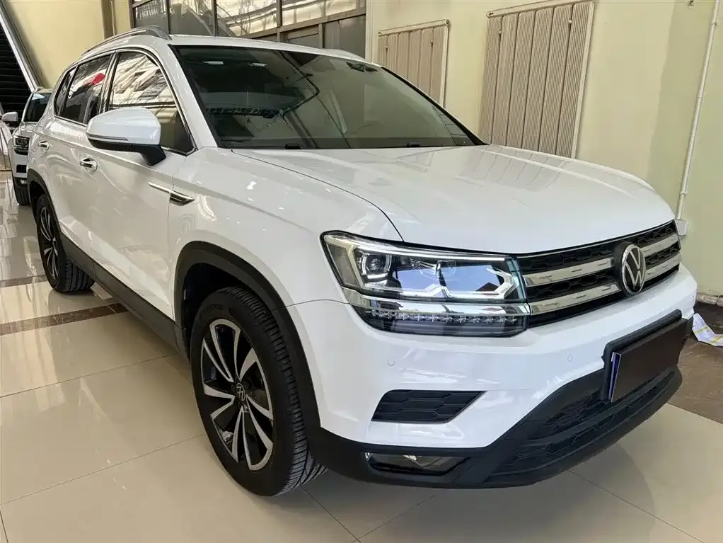 Volkswagen Tharu — фото 7