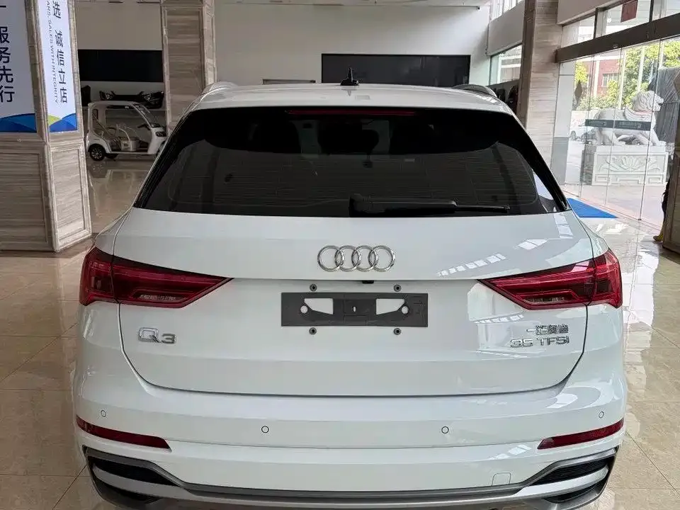 Audi Q3 — фото 4