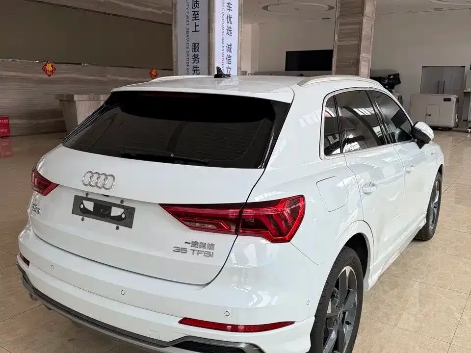 Audi Q3 — фото 2