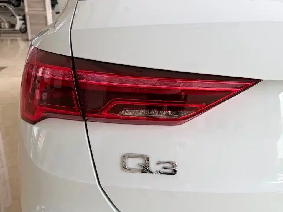 Audi Q3 — фото 5
