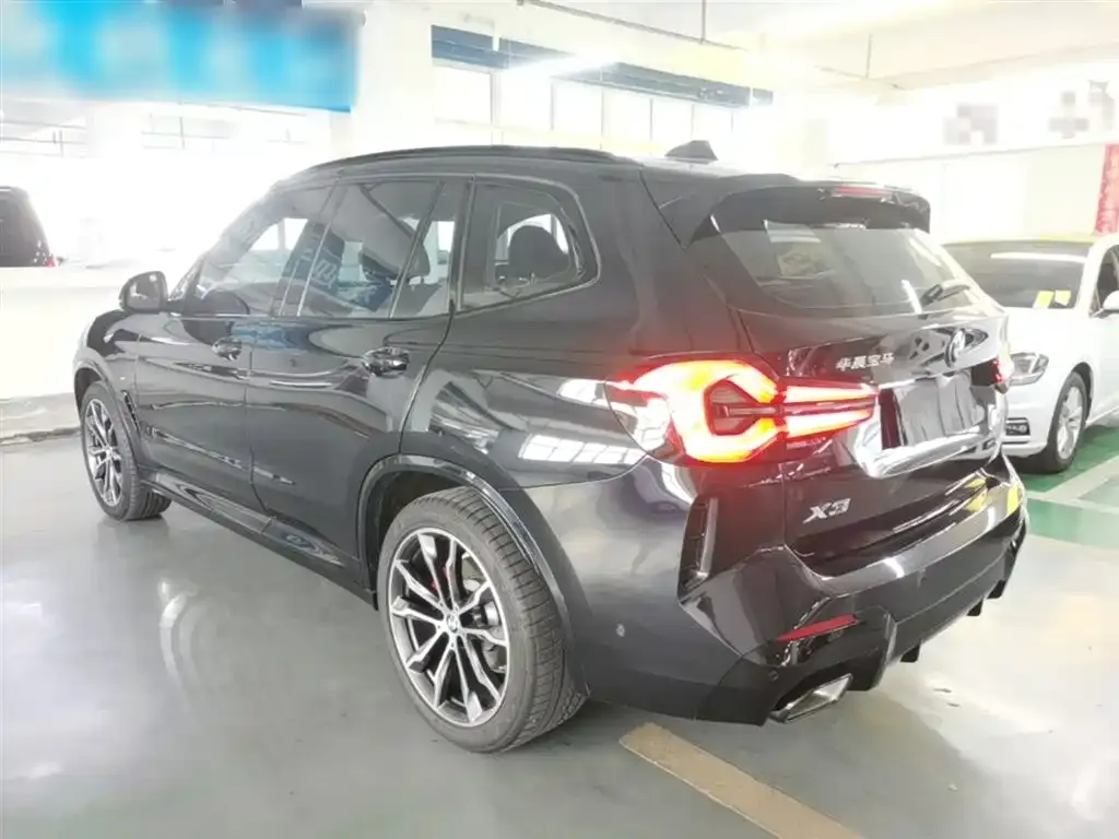 BMW X3 — фото 10