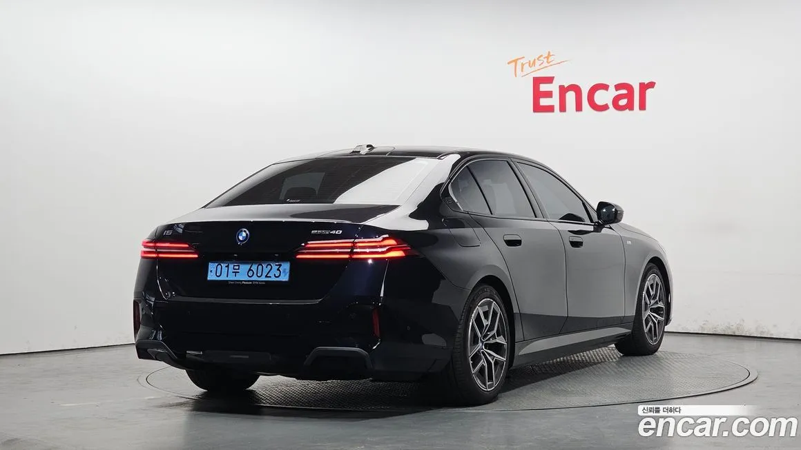 BMW i5 2025 из KR, фото 2