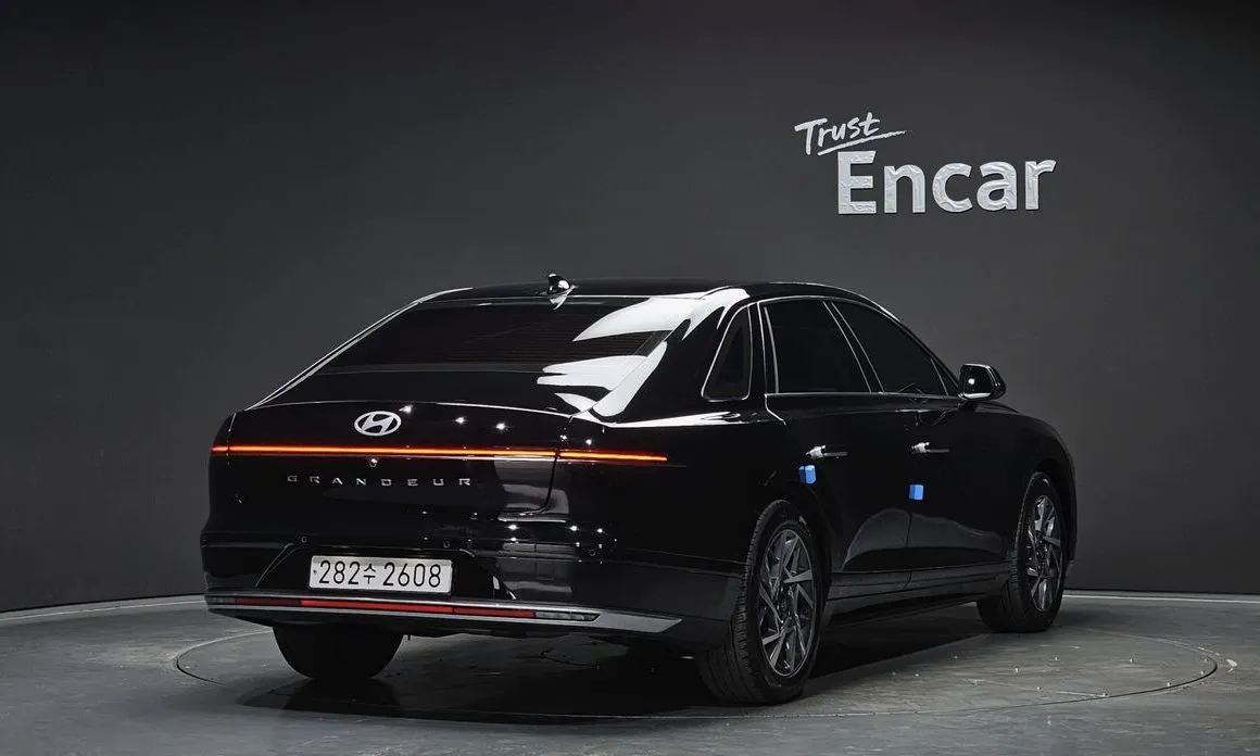 Hyundai Grandeur 2023 из KR, фото 4