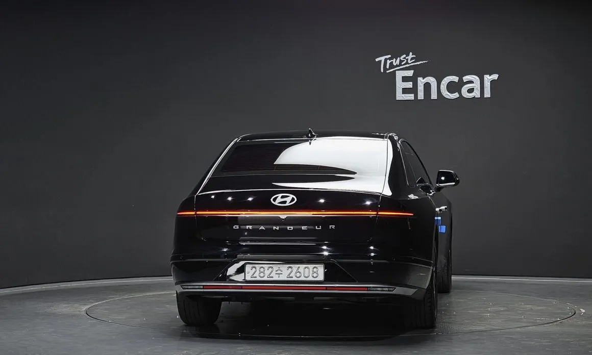Hyundai Grandeur 2023 из KR, фото 2
