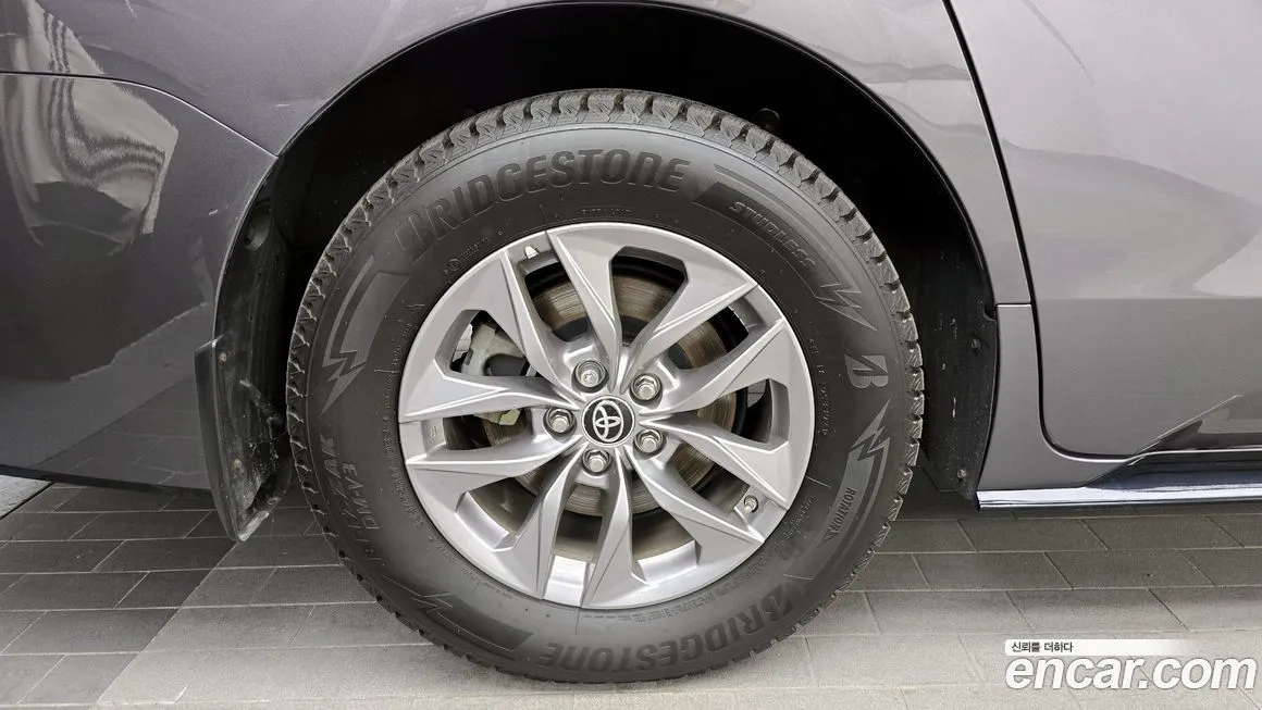 Toyota Sienna 2021 из KR, фото 9