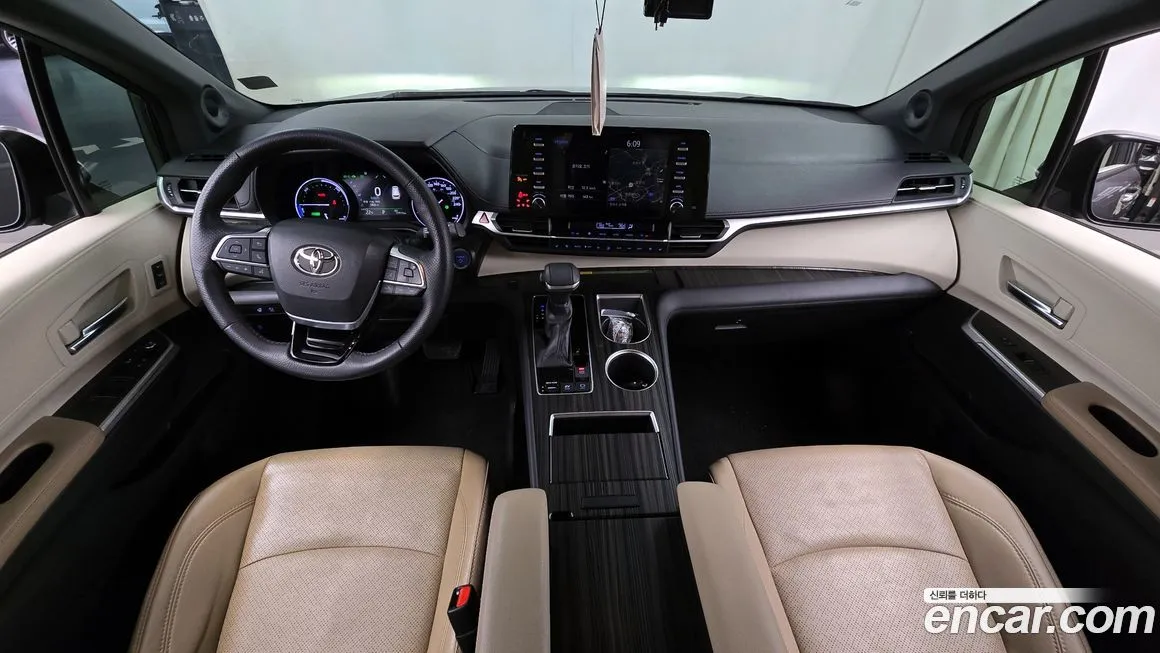 Toyota Sienna 2021 из KR, фото 4
