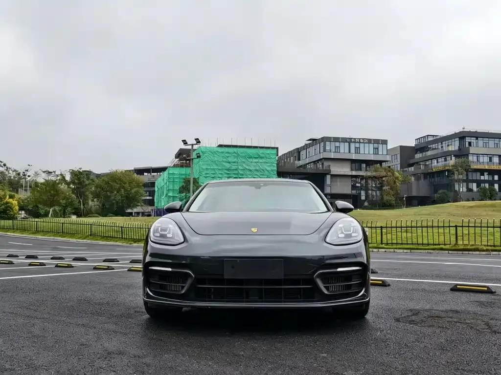 Porsche Panamera — фото 8