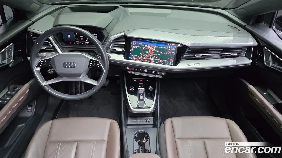 Audi Q4 e-tron — фото 10