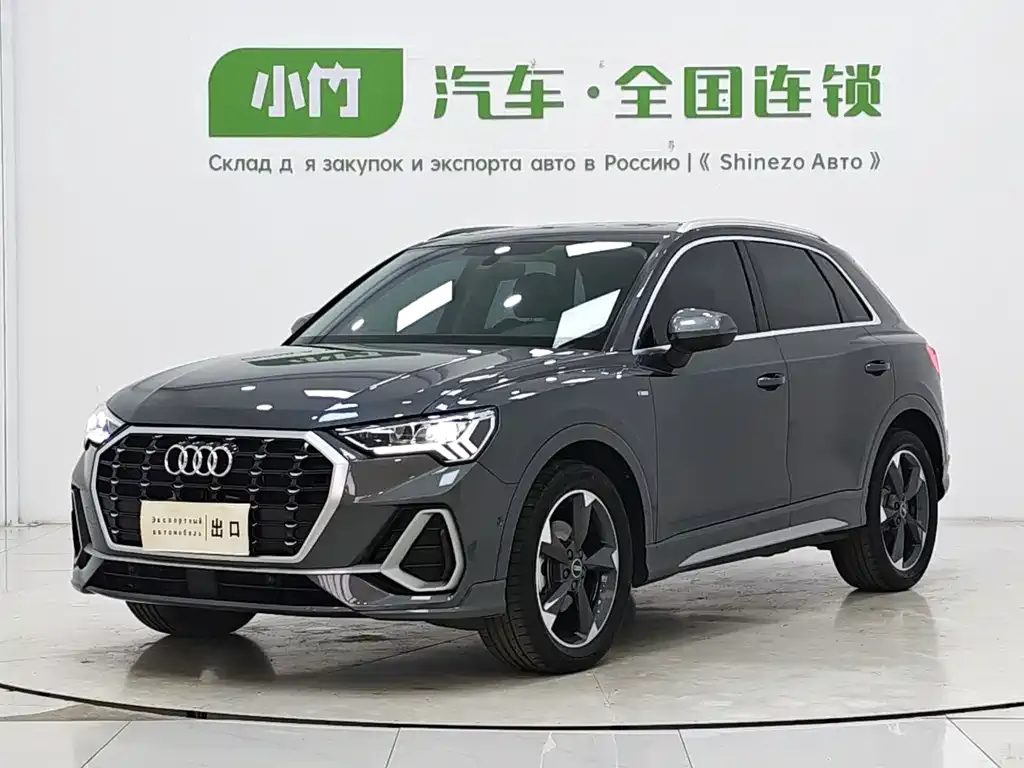 Audi Q3 — фото 1