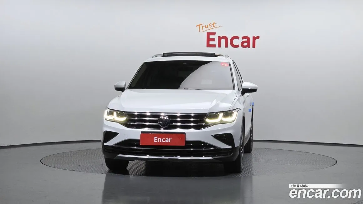 Volkswagen Tiguan — фото 5