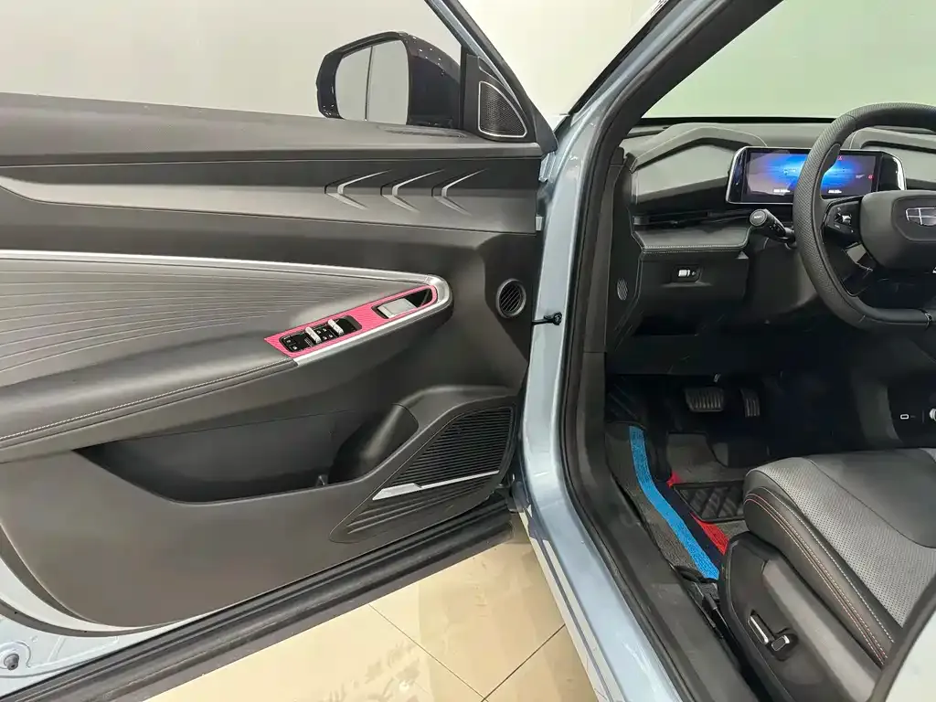 Geely Boyue 2024 из CN, фото 8