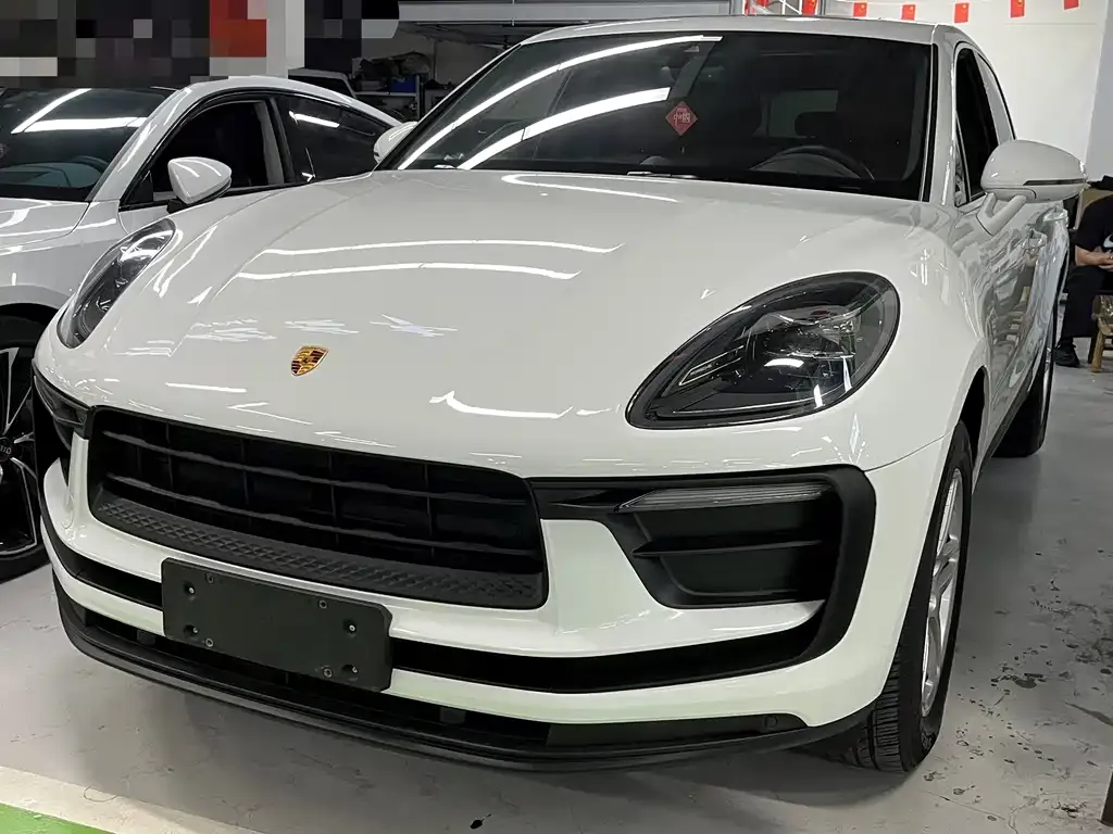 Porsche Macan — фото 1