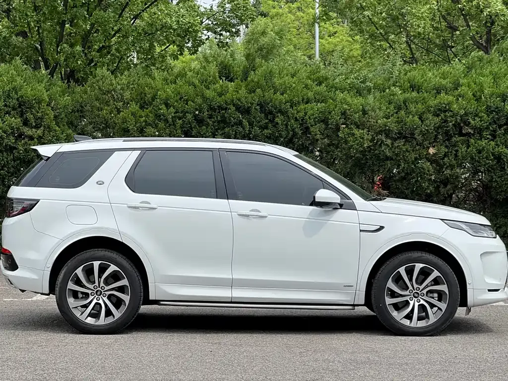 Land Rover Discovery Sport — фото 10