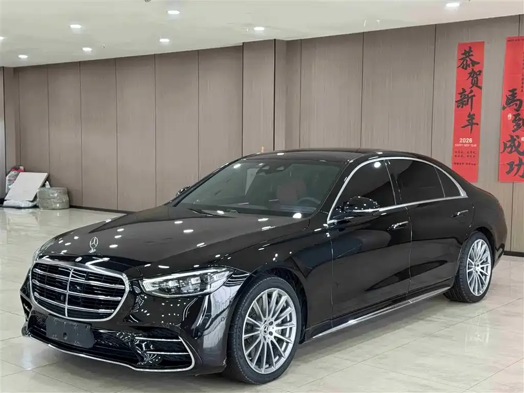 Mercedes-Benz S-Class — фото 1