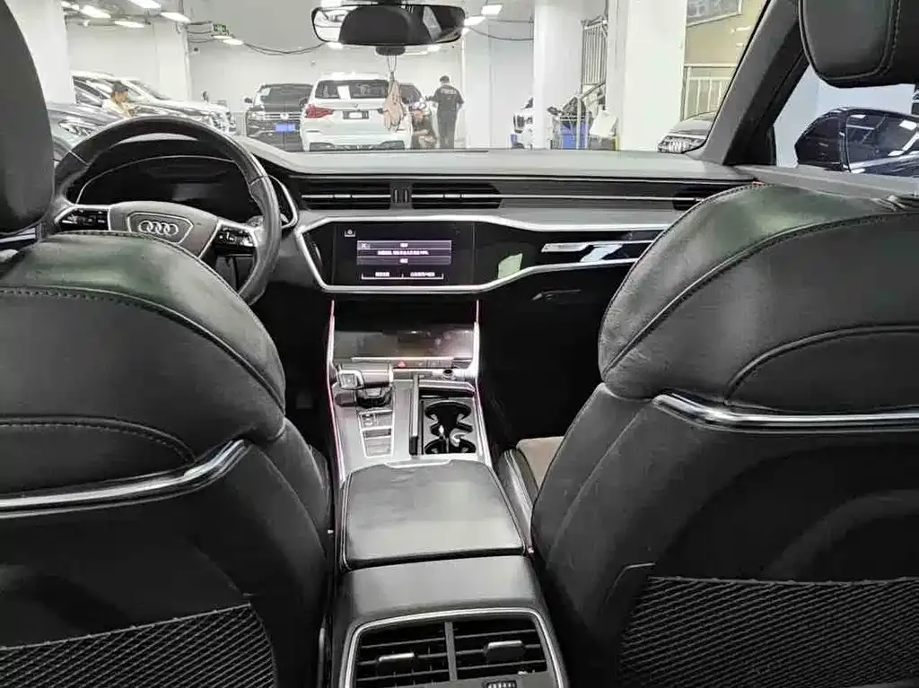 Audi A6L — фото 3
