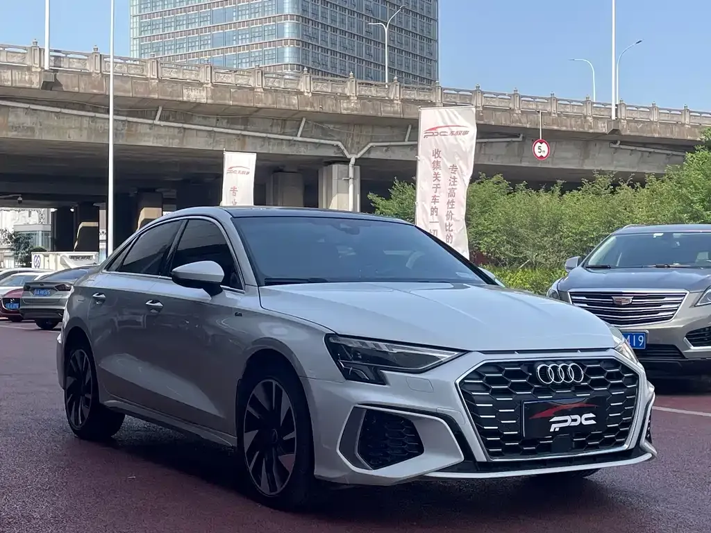 Audi A3 2024 из CN, фото 4