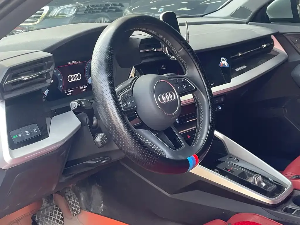 Audi A3 2024 из CN, фото 2