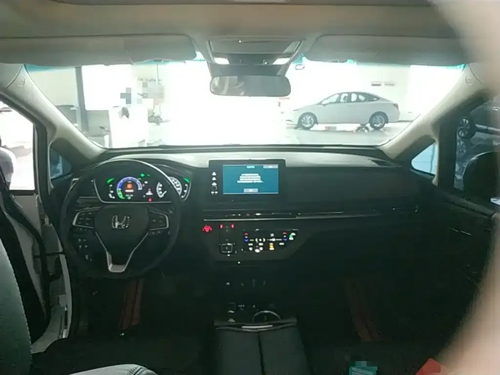 Honda Elysion 2024 из CN, фото 4