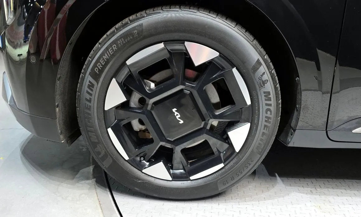 Kia Carnival 2024 из KR, фото 2