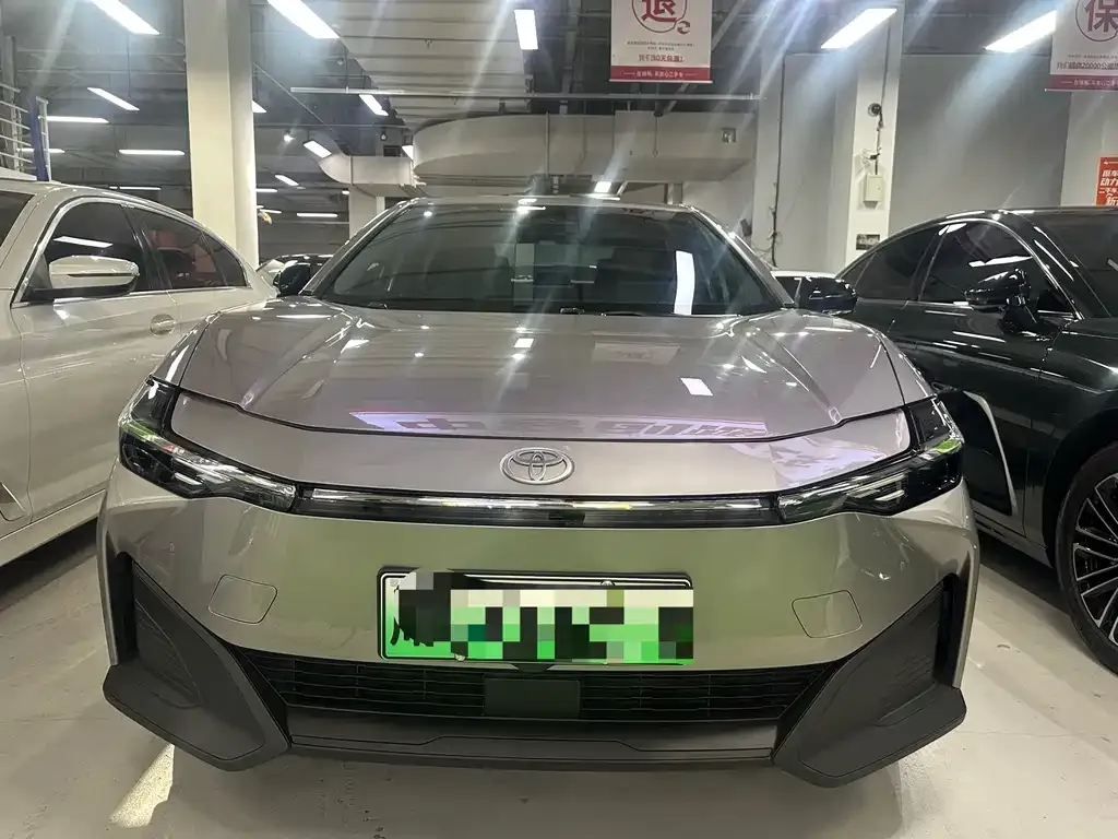 Toyota bZ3 2025 из CN, фото 6