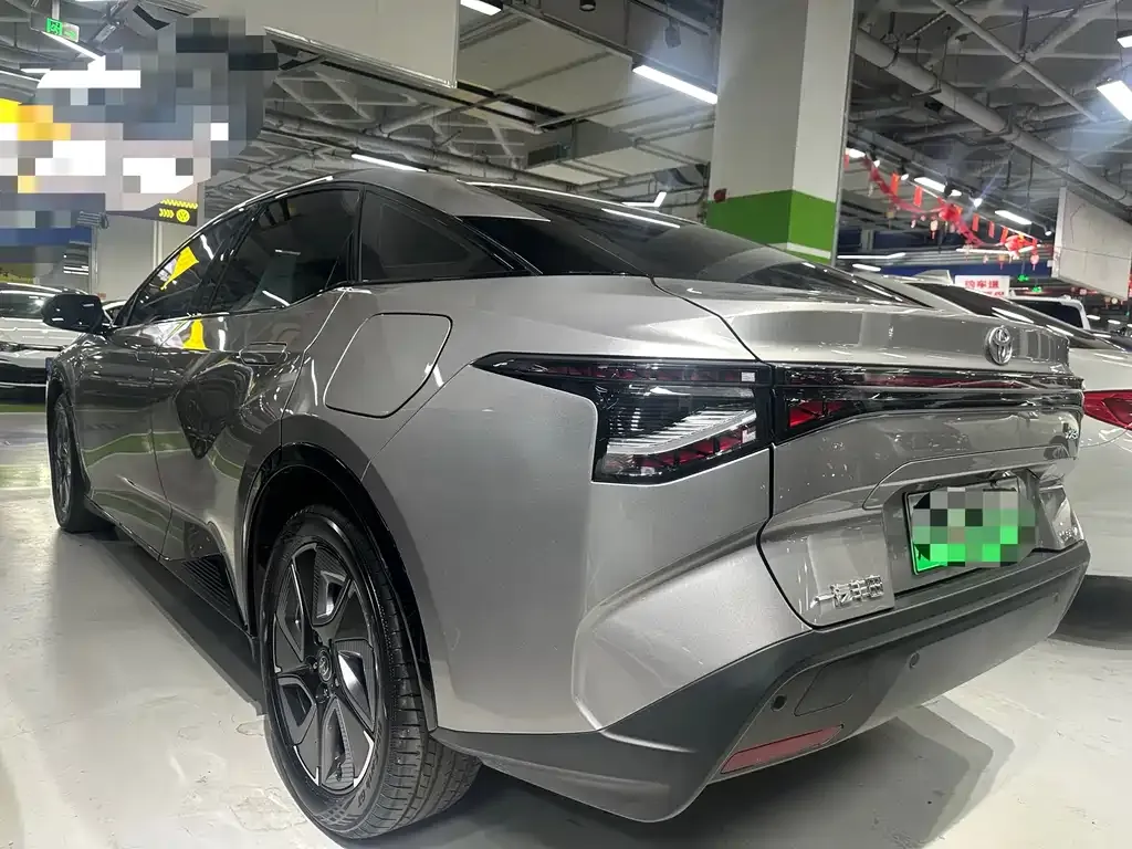 Toyota bZ3 2025 из CN, фото 4
