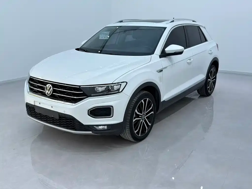 Volkswagen T-Roc — фото 1