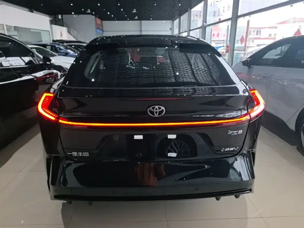 Toyota bZ5 2026 из CN, фото 9