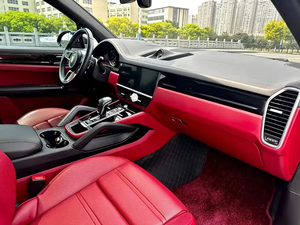 Porsche Cayenne Hybrid 2021 из CN, фото 2