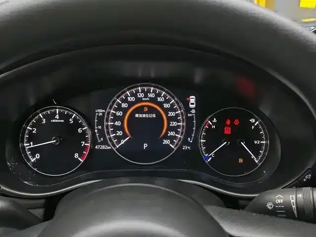 Mazda 3 Axela 2022 из CN, фото 2