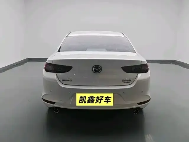 Mazda 3 Axela 2022 из CN, фото 3